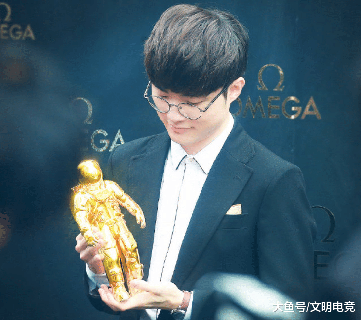 半岛体育app -关于Faker新星败北表现惊艳，利物浦未来可期！的信息